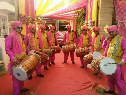 dhol-3